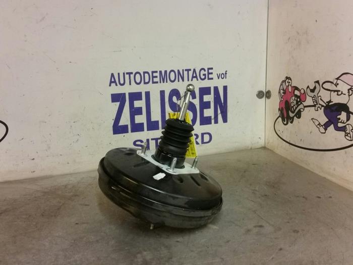 Begagnade Bromsservo Seat Mii 1.0 12V Pris € 52,50 Marginaltabell erbjuds av Zelissen V.O.F. autodemontage