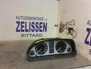 Used Instrument panel Mercedes B (W245,242) Price € 105,00 Margin scheme offered by Zelissen V.O.F. autodemontage