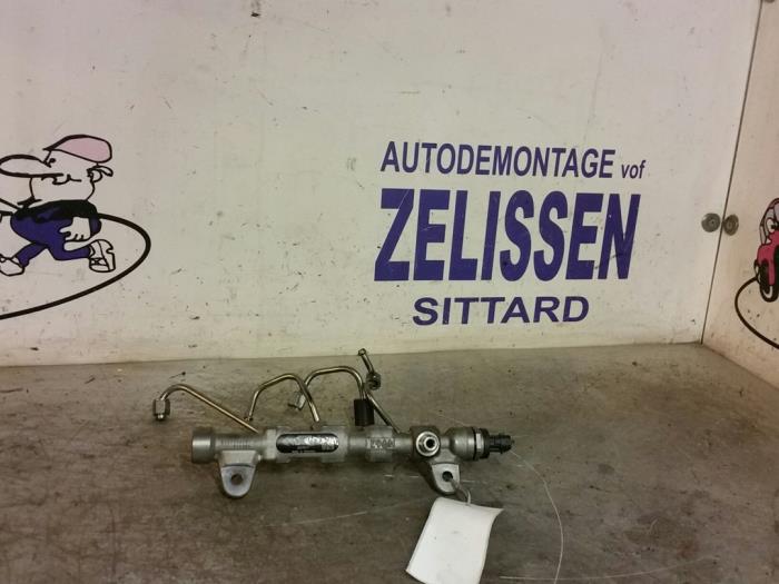 Usagé Système d'injection Opel Insignia Sports Tourer 2.0 CDTI 16V 140 ecoFLEX Prix € 99,75 Règlement à la marge proposé par Zelissen V.O.F. autodemontage