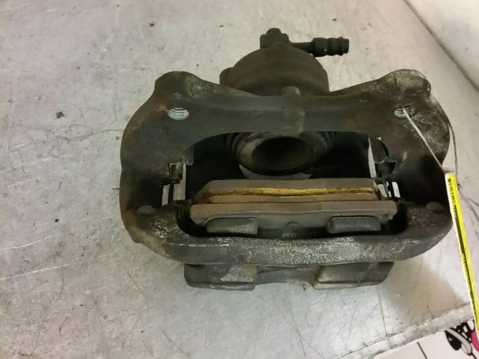 Front brake calliper, right Opel Mokka/Mokka X 1.6 16V EcoFlex 4x2