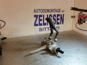 Używane Glówny cylinder hamulcowy Lexus RX (L2) 300 V6 24V VVT-i Cena € 36,75 Procedura marży oferowane przez Zelissen V.O.F. autodemontage