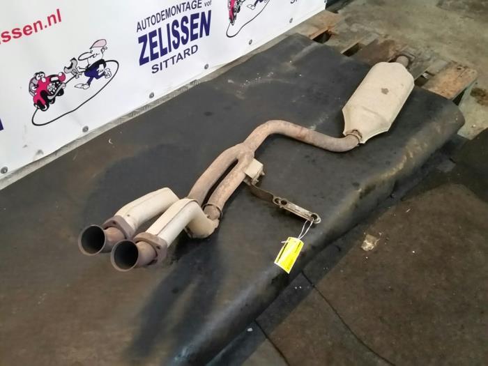 Katalysator van een Mercedes-Benz C (W202) 1.8 C-180 16V 1993