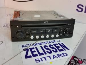 Usagé Radio/Lecteur CD Peugeot 207 Prix € 105,00 Règlement à la marge proposé par Zelissen V.O.F. autodemontage