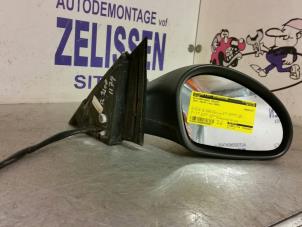 Used Wing mirror, right Seat Ibiza III (6L1) 1.4 16V 75 Price € 42,00 Margin scheme offered by Zelissen V.O.F. autodemontage