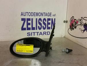 Usagé Rétroviseur extérieur gauche Smart Cabrio 0.6 Turbo i.c. Prix € 52,50 Règlement à la marge proposé par Zelissen V.O.F. autodemontage