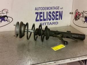 Used Front shock absorber rod, left BMW 3 serie (E90) 318i 16V Price € 47,25 Margin scheme offered by Zelissen V.O.F. autodemontage