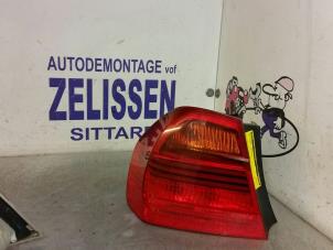 Used Taillight, left BMW 3 serie (E90) 318i 16V Price € 52,50 Margin scheme offered by Zelissen V.O.F. autodemontage