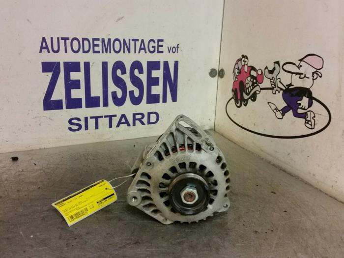 Begagnade Dynamo Renault Clio II (BB/CB) 1.2 Pris € 31,50 Marginaltabell erbjuds av Zelissen V.O.F. autodemontage