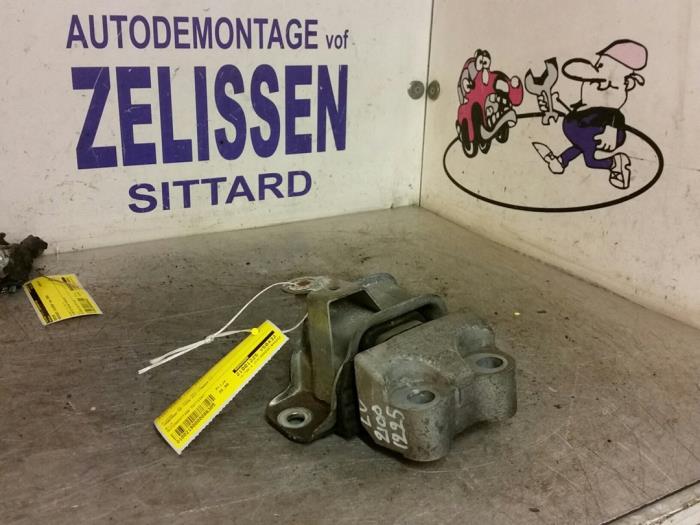 Used Engine mount Fiat Punto Evo (199) 1.3 JTD Multijet 85 16V Euro 5 Price € 36,75 Margin scheme offered by Zelissen V.O.F. autodemontage