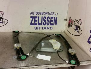 Gebrauchte Fenstermechanik 4-türig rechts vorne Volkswagen Golf Preis € 47,25 Margenregelung angeboten von Zelissen V.O.F. autodemontage