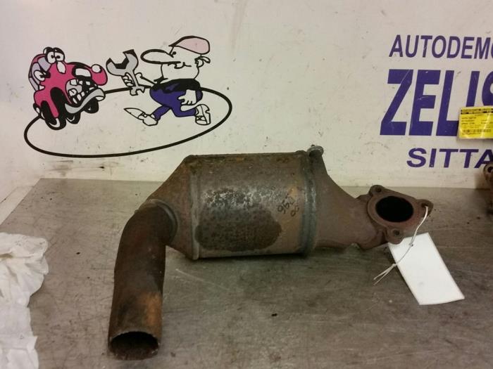 Gebrauchte Katalysator Fiat Doblo Cargo (223) 1.3 D 16V Multijet DPF Preis auf Anfrage angeboten von Zelissen V.O.F. autodemontage