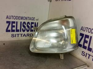 Used Headlight, left Suzuki Wagon-R+ (RB) 1.3 16V Price € 31,50 Margin scheme offered by Zelissen V.O.F. autodemontage