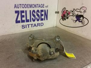 Used Front brake calliper, right Volkswagen Eos (1F7/F8) 2.0 TFSI 16V Price € 42,00 Margin scheme offered by Zelissen V.O.F. autodemontage