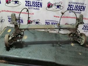 Usagé Arbre entraînement roue avant Hyundai Getz 1.4i 16V Prix € 105,00 Règlement à la marge proposé par Zelissen V.O.F. autodemontage