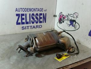 Used Exhaust manifold + catalyst Opel Corsa C (F08/68) 1.2 16V Twin Port Price on request offered by Zelissen V.O.F. autodemontage