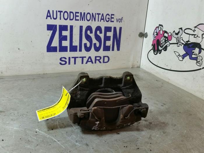 Gebrauchte Bremszange links vorne Opel Zafira (F75) 2.0 16V Turbo OPC Preis € 36,75 Margenregelung angeboten von Zelissen V.O.F. autodemontage