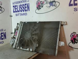 Używane Skraplacz klimatyzacji Opel Zafira (F75) 2.0 16V Turbo OPC Cena € 50,82 Z VAT oferowane przez Zelissen V.O.F. autodemontage
