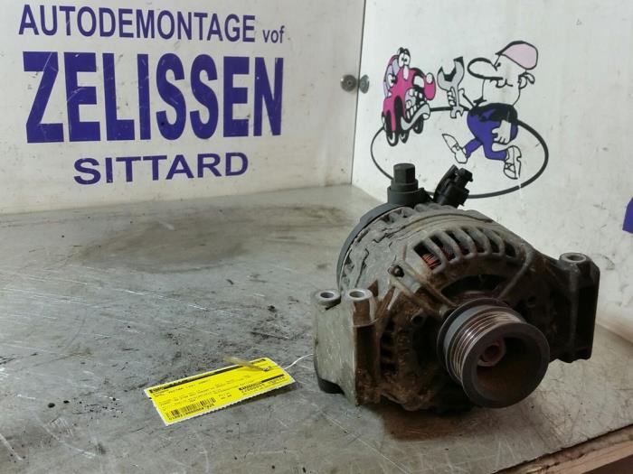 Usagé Dynamo Opel Vectra C GTS 2.2 16V Prix € 47,25 Règlement à la marge proposé par Zelissen V.O.F. autodemontage