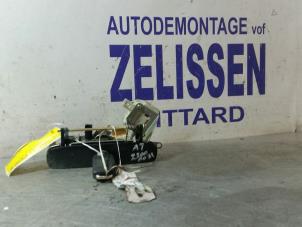 Used Tailgate lock mechanism Volkswagen Polo IV (9N1/2/3) 1.4 16V 75 Price € 31,50 Margin scheme offered by Zelissen V.O.F. autodemontage