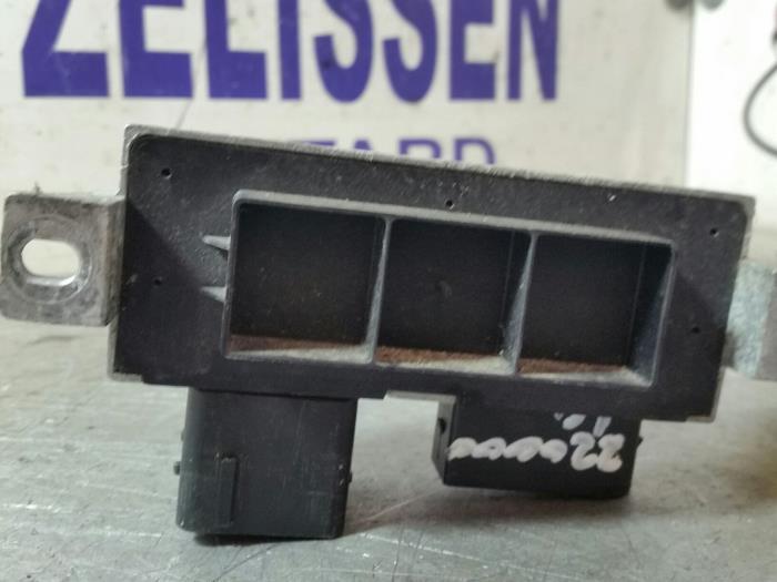 Glow plug relay Renault Kangoo Express 1.5 dCi 75 FAP 271206395R