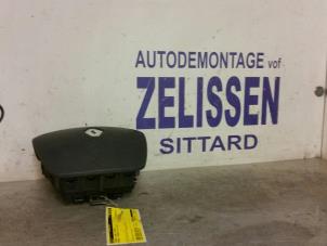 Used Left airbag (steering wheel) Renault Kangoo Express (FW) 1.5 dCi 75 FAP Price € 131,25 Margin scheme offered by Zelissen V.O.F. autodemontage