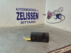 Used Light switch Renault Kangoo Express (FW) 1.5 dCi 75 FAP Price € 15,75 Margin scheme offered by Zelissen V.O.F. autodemontage