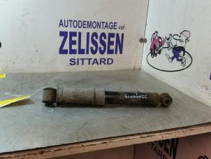 Used Rear shock absorber, left Renault Kangoo Express (FW) 1.5 dCi 75 FAP Price € 31,50 Margin scheme offered by Zelissen V.O.F. autodemontage
