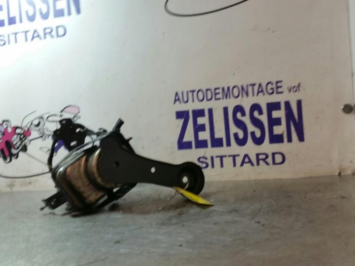 Usagé Pompe de direction Opel Vectra C GTS 2.2 16V Prix € 78,75 Règlement à la marge proposé par Zelissen V.O.F. autodemontage