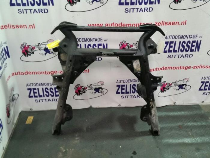 Used Subframe BMW X5 (E53) 3.0 24V Price € 210,00 Margin scheme offered by Zelissen V.O.F. autodemontage