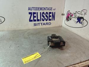 Usagé Ordinateur réservoir automatique Opel Corsa D 1.4 16V Twinport Prix € 99,75 Règlement à la marge proposé par Zelissen V.O.F. autodemontage