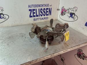 Usagé Suspension de roue avant gauche Toyota Corolla (EB/WZ/CD) 1.4 16V VVT-i Prix € 42,00 Règlement à la marge proposé par Zelissen V.O.F. autodemontage