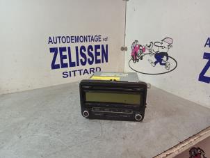 Used Radio CD player Volkswagen Golf Plus (5M1/1KP) 1.9 TDI 105 Price € 52,50 Margin scheme offered by Zelissen V.O.F. autodemontage