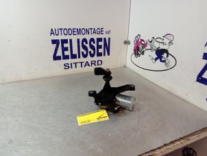 Używane Silnik wycieraczki tylnej Opel Corsa C (F08/68) 1.2 16V Cena € 26,25 Procedura marży oferowane przez Zelissen V.O.F. autodemontage