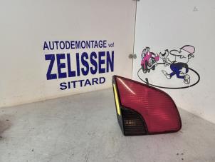 Usagé Feu arrière gauche Peugeot 406 Break (8E/F) 2.0 16V Prix € 21,00 Règlement à la marge proposé par Zelissen V.O.F. autodemontage