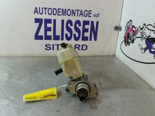 Używane Glówny cylinder hamulcowy BMW 3 serie (E46/4) 320i 24V Cena € 31,50 Procedura marży oferowane przez Zelissen V.O.F. autodemontage