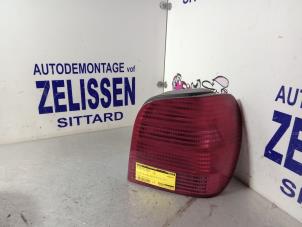 Gebrauchte Rücklicht rechts Volkswagen Polo III (6N2) 1.4 16V 75 Preis € 15,75 Margenregelung angeboten von Zelissen V.O.F. autodemontage