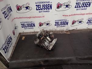 Usagé Boîte de vitesse Fiat Doblo Prix € 472,50 Règlement à la marge proposé par Zelissen V.O.F. autodemontage