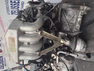 Motor van een Mercedes-Benz C (W202) 2.2 C-220 16V 1996