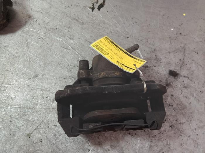 Front brake calliper, right from a Ford Transit Connect 1.8 TDCi 90 2007