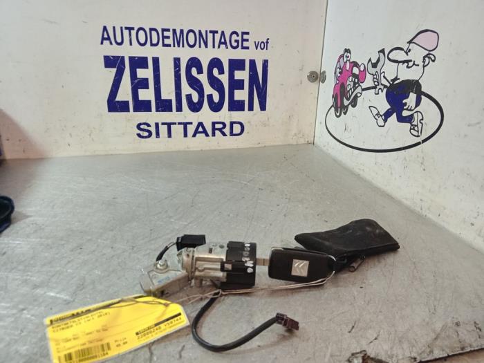 Używane Stacyjka + Kluczyk Citroen C3 (SC) 1.4 Cena € 47,25 Procedura marży oferowane przez Zelissen V.O.F. autodemontage
