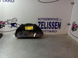 Usagé Instrument de bord Mercedes ML I (163) 270 2.7 CDI 20V Prix € 183,75 Règlement à la marge proposé par Zelissen V.O.F. autodemontage