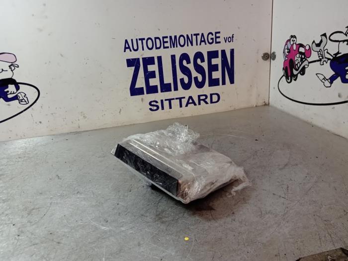 Used Engine management computer Mercedes ML I (163) 270 2.7 CDI 20V Price € 309,75 Margin scheme offered by Zelissen V.O.F. autodemontage