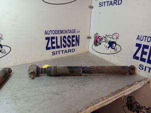Used Rear shock absorber, right Peugeot 307 (3A/C/D) 1.6 16V Price € 21,00 Margin scheme offered by Zelissen V.O.F. autodemontage