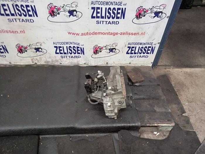 Begagnade Växellåda Volkswagen Polo IV (9N1/2/3) 1.2 12V Pris € 288,75 Marginaltabell erbjuds av Zelissen V.O.F. autodemontage