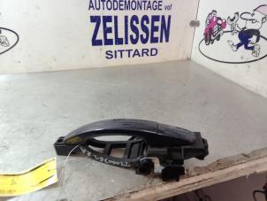 Used Rear door handle 4-door, right Ford Focus 3 1.6 Ti-VCT 16V 125 Price € 21,00 Margin scheme offered by Zelissen V.O.F. autodemontage
