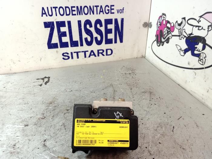 Begagnade ABS-pump Volkswagen Golf V (1K1) 1.6 FSI 16V Pris € 78,75 Marginaltabell erbjuds av Zelissen V.O.F. autodemontage