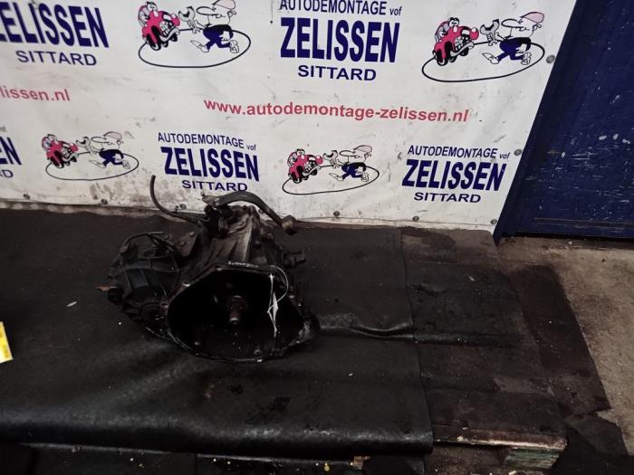 Gebrauchte Getriebe Mercedes Vito (638.0) 2.3 110D Preis € 315,00 Margenregelung angeboten von Zelissen V.O.F. autodemontage