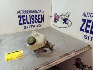 Usagé Cylindre de frein principal Mercedes SLK (R170) 2.3 230 K 16V Prix € 47,25 Règlement à la marge proposé par Zelissen V.O.F. autodemontage