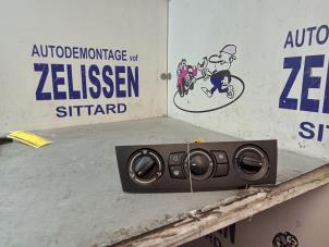 Usados Panel de control de calefacción BMW 1 serie (E87/87N) 120d 16V Precio € 52,50 Norma de margen ofrecido por Zelissen V.O.F. autodemontage
