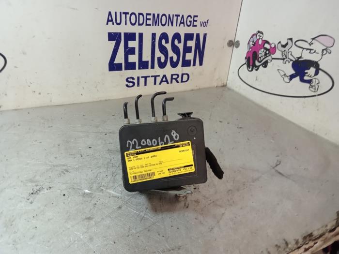 Usagé Bloc ABS BMW 1 serie (E87/87N) 116i 1.6 16V Prix € 157,50 Règlement à la marge proposé par Zelissen V.O.F. autodemontage